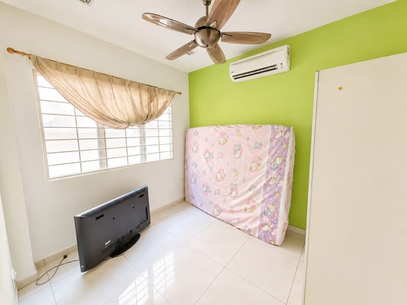 Condominium for Sale at Paradesa Tropika II - Alven Lim - Bedroom - PropertyGuru.com.my