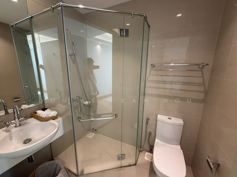 Condominium for Sale at Brunsfield EmbassyView - Don Lee Kah Hou - Bathroom - PropertyGuru.com.my
