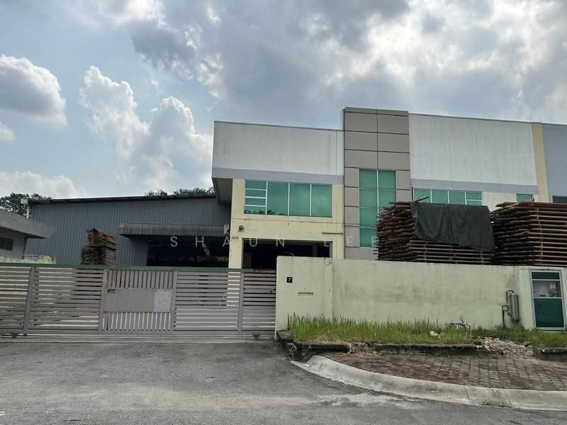 Kilang Berkembar untuk Dijual di Semenyih (Selangor) - Shaun Lee - Exterior - PropertyGuru.com.my