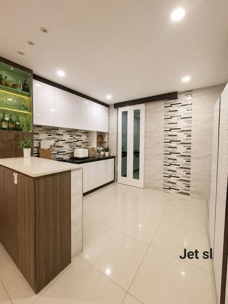 2.5-storey Terraced House for Sale in Setia Utama (Setia Alam) - Daniel Kok - Kitchen - PropertyGuru.com.my