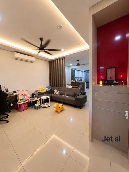 2.5-storey Terraced House for Sale in Setia Utama (Setia Alam) - Daniel Kok - Living Room - PropertyGuru.com.my