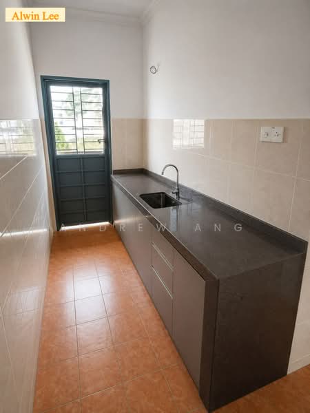 Semi-Detached House for Sale in Setia Impian (Setia Alam) - Andrew Ang - Kitchen - PropertyGuru.com.my
