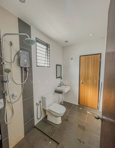 Rumah Teres 2-Tingkat untuk Dijual di Denai Alam (Shah Alam) - Adzura Zamedin - PropertyGuru.com.my