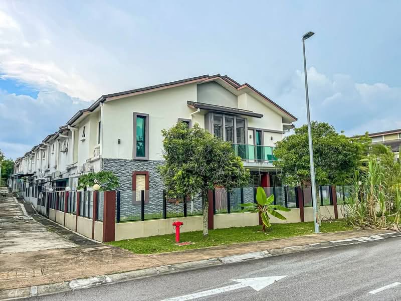 Rumah Teres 2-Tingkat untuk Dijual di Denai Alam (Shah Alam) - Adzura Zamedin - PropertyGuru.com.my