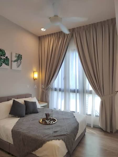 Kediaman Servis untuk Dijual di Southlink - Yanny Koh - Bedroom - PropertyGuru.com.my