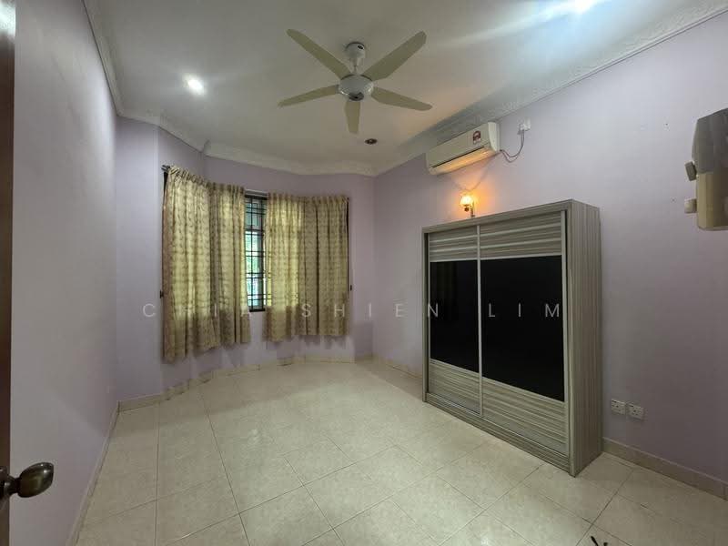 1-storey Terraced House for Sale in Taman Bestari Indah (Ulu Tiram) - Chia Shien Lim - Bedroom - PropertyGuru.com.my