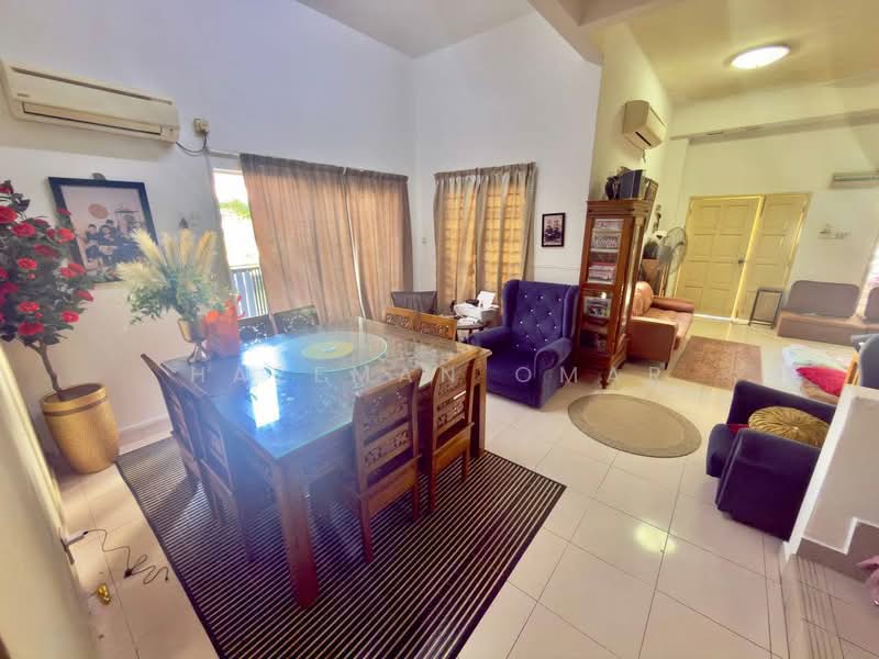 Rumah Teres 3-Tingkat untuk Dijual di Ampang (Selangor) - Hazeman Omar - Dining Room - PropertyGuru.com.my
