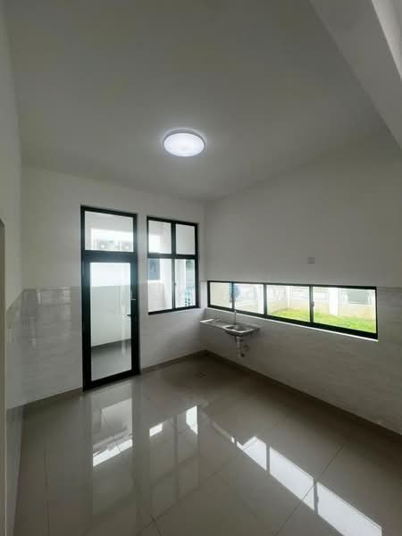 2-storey Terraced House for Rent in Johor Bahru (Johor) - Alex How - Kitchen - PropertyGuru.com.my