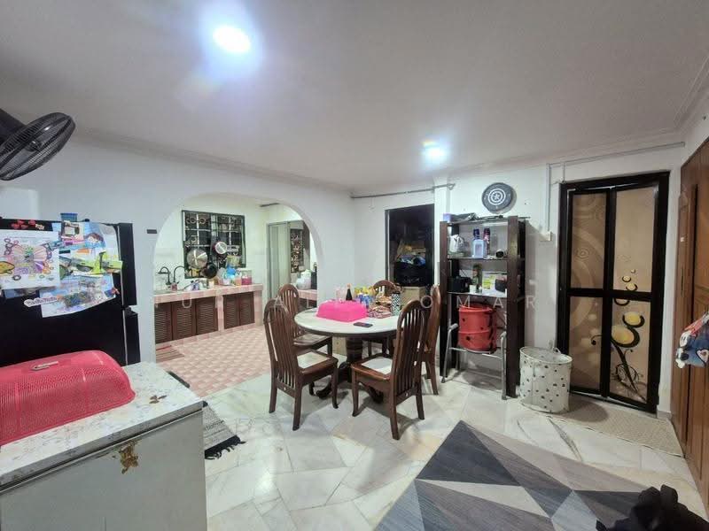 Rumah Kluster untuk Dijual di Shah Alam (Selangor) - Nur Alia Omar - Kitchen - PropertyGuru.com.my