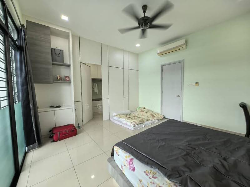 2-storey Terraced House for Sale in Taman Desa Botani (Batu Pahat) - Peggie Chua - Bedroom - PropertyGuru.com.my