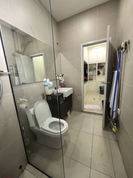 2-storey Terraced House for Sale in Taman Desa Botani (Batu Pahat) - Peggie Chua - Bathroom - PropertyGuru.com.my