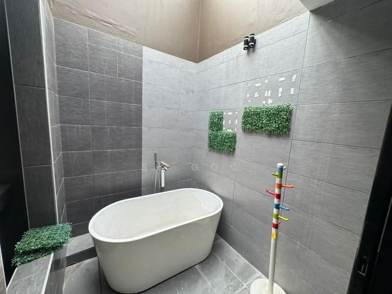 Cluster House for Sale in Horizon Hills (Iskandar Puteri (Nusajaya)) - SK GOO - Bathroom - PropertyGuru.com.my