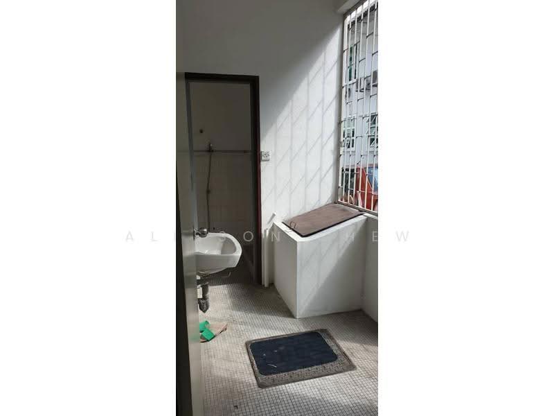Rumah Teres 2-Tingkat untuk Dijual di Gelugor (Penang) - Alisson Chew - Bathroom - PropertyGuru.com.my
