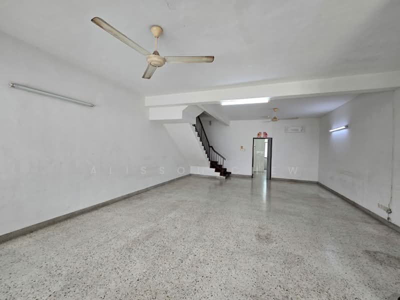 Rumah Teres 2-Tingkat untuk Dijual di Gelugor (Penang) - Alisson Chew - Living Room - PropertyGuru.com.my