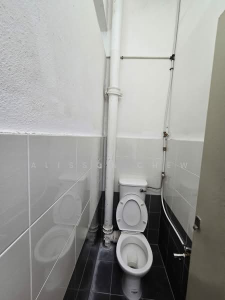 Rumah Teres 2-Tingkat untuk Dijual di Gelugor (Penang) - Alisson Chew - Bathroom - PropertyGuru.com.my