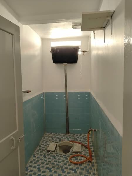 1-storey Terraced House for Sale in Ayer Itam (Penang) - A Ee Ee - Bathroom - PropertyGuru.com.my