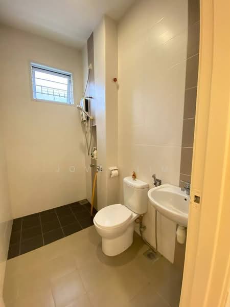Rumah Kluster untuk Dijual di Taman Nusa Bestari (Iskandar Puteri (Nusajaya)) - Jovel Lim - Bathroom - PropertyGuru.com.my