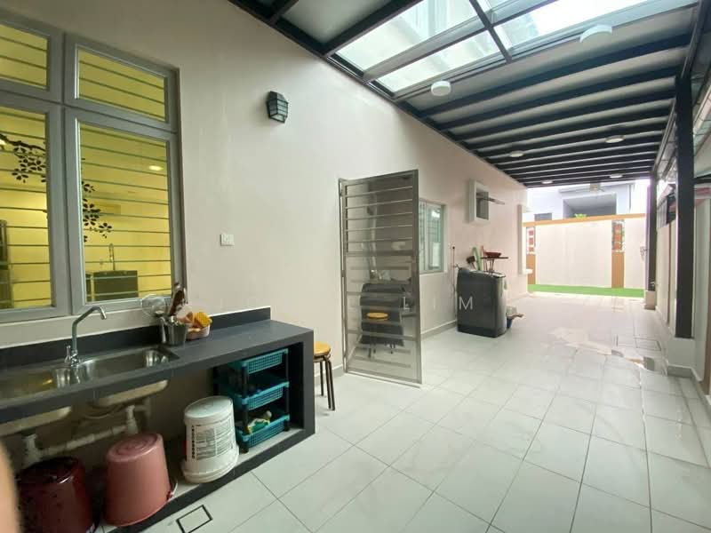 Rumah Kluster untuk Dijual di Taman Nusa Bestari (Iskandar Puteri (Nusajaya)) - Jovel Lim - Kitchen - PropertyGuru.com.my