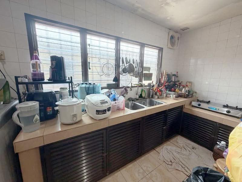 1-storey Terraced House for Sale in Taman Sri Segambut (Segambut) - Coyee Wong - Kitchen - PropertyGuru.com.my