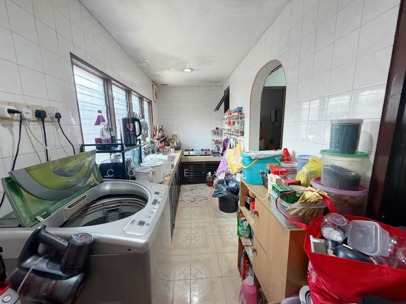 1-storey Terraced House for Sale in Taman Sri Segambut (Segambut) - Coyee Wong - Kitchen - PropertyGuru.com.my