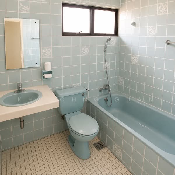 Bungalow House untuk Disewa di Taman Duta (Bukit Tunku (Kenny Hills)) - Kho Chng Guan - Bathroom - PropertyGuru.com.my