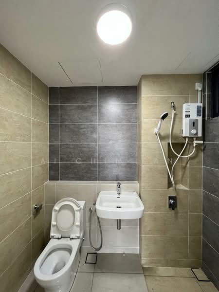 Kediaman Servis untuk Disewa di Setia City Residences - Ai Chin Tan - Bathroom - PropertyGuru.com.my