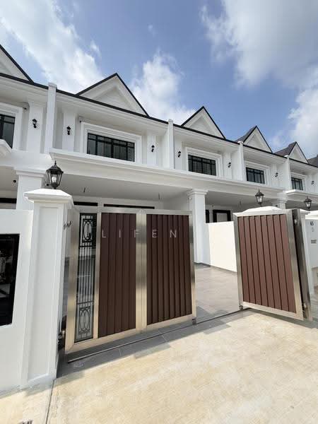 Rumah Teres 2-Tingkat untuk Disewa di Bandar Seri Alam (Masai) - Lifen . - Exterior - PropertyGuru.com.my