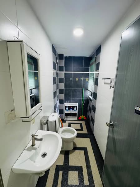 Condominium for Rent at Manhattan Condominium - Vivian Vooi - Bathroom - PropertyGuru.com.my