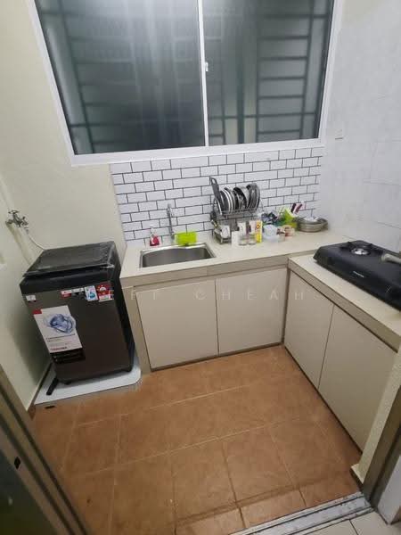 Service Residence for Sale at OUG Parklane - Jeff Cheah - Kitchen - PropertyGuru.com.my