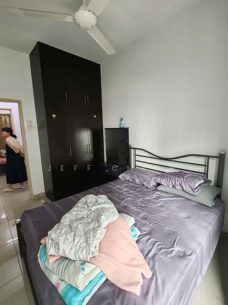 Service Residence for Sale at OUG Parklane - Jeff Cheah - Bedroom - PropertyGuru.com.my