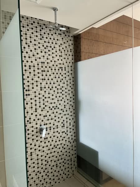 Service Residence for Sale at D'Majestic Place - Adrian Foo - Bathroom - PropertyGuru.com.my