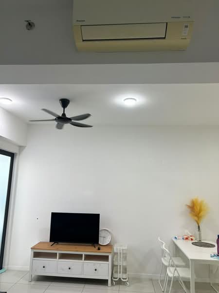 Kediaman Servis untuk Disewa di SouthPlace Residences @ Tropicana Metropark - Justin Soh - Living Room - PropertyGuru.com.my