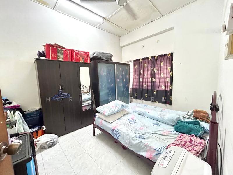 Rumah Teres 1.5-Tingkat untuk Dijual di Taman Setapak (Setapak) - Thoriq Suparman - Bedroom - PropertyGuru.com.my