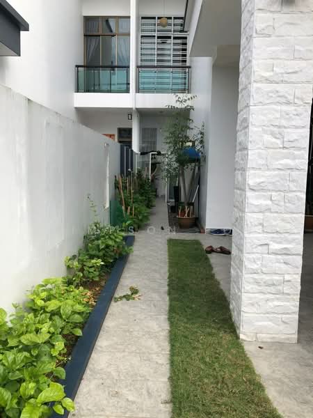 Semi-Detached House for Sale in Taman Pulai Bayu (Skudai) - Simpson Poh - Exterior - PropertyGuru.com.my