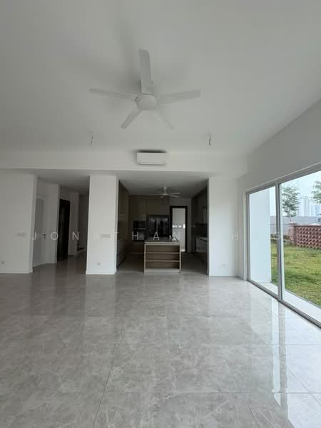 Rumah Berkembar untuk Disewa di pulau andaman (Tanjung Tokong) - Jonathan Chng - Living Room - PropertyGuru.com.my