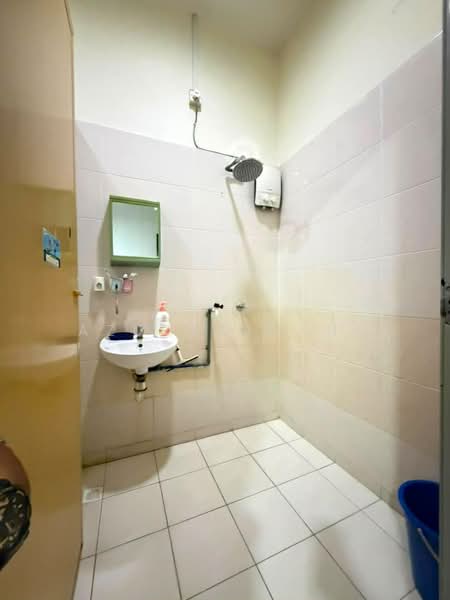 Semi-Detached House for Sale in Sungai Jawi (Penang) - Azura Ghani - Bathroom - PropertyGuru.com.my
