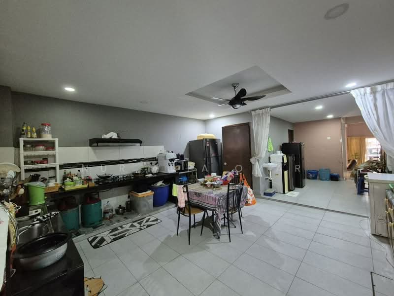 2-storey Terraced House for Sale in SS19 (Subang Jaya) - Nur Alia Omar - Kitchen - PropertyGuru.com.my