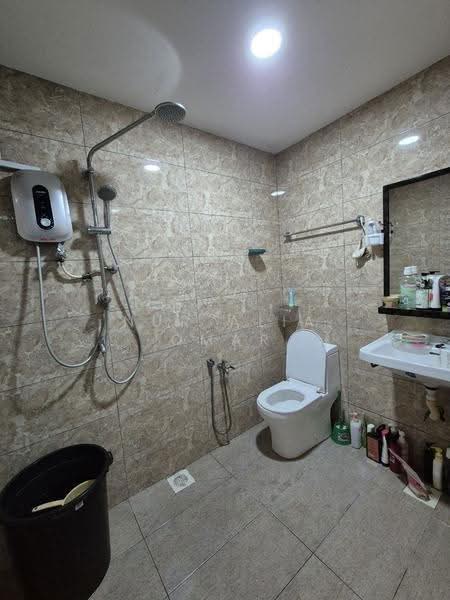 2-storey Terraced House for Sale in SS19 (Subang Jaya) - Nur Alia Omar - Bathroom - PropertyGuru.com.my