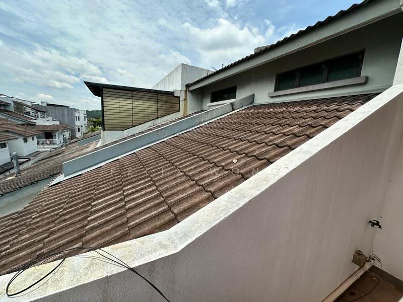 Rumah Teres 2.5-Tingkat untuk Dijual di Taman Meranti Jaya (Puchong) - Felix Wong - Roof - PropertyGuru.com.my