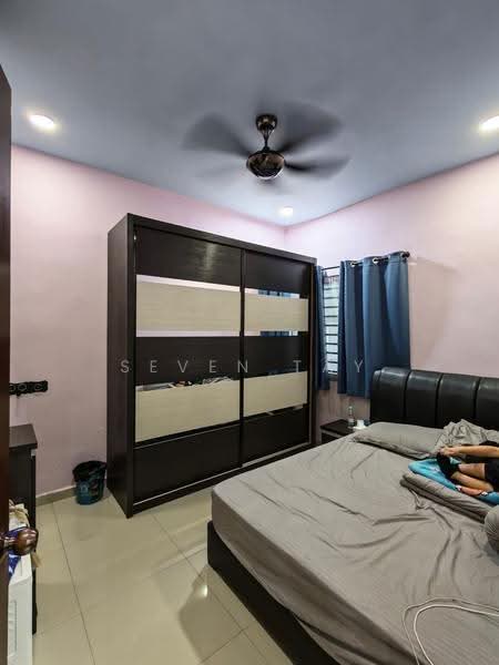 Rumah Teres 1-Tingkat untuk Dijual di Taman Universiti (Skudai) - Seven Tay - Bedroom - PropertyGuru.com.my