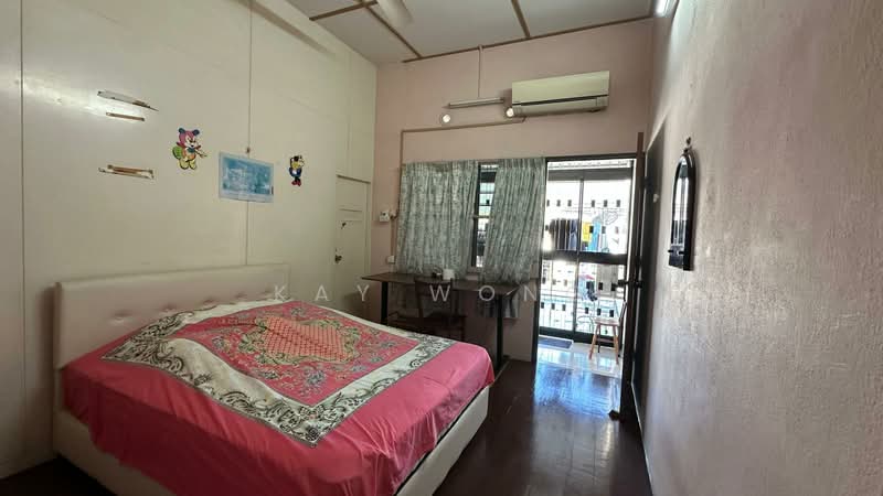 Rumah Teres 2-Tingkat untuk Dijual di Pulau Tikus (Penang) - Kay Wong - Bedroom - PropertyGuru.com.my