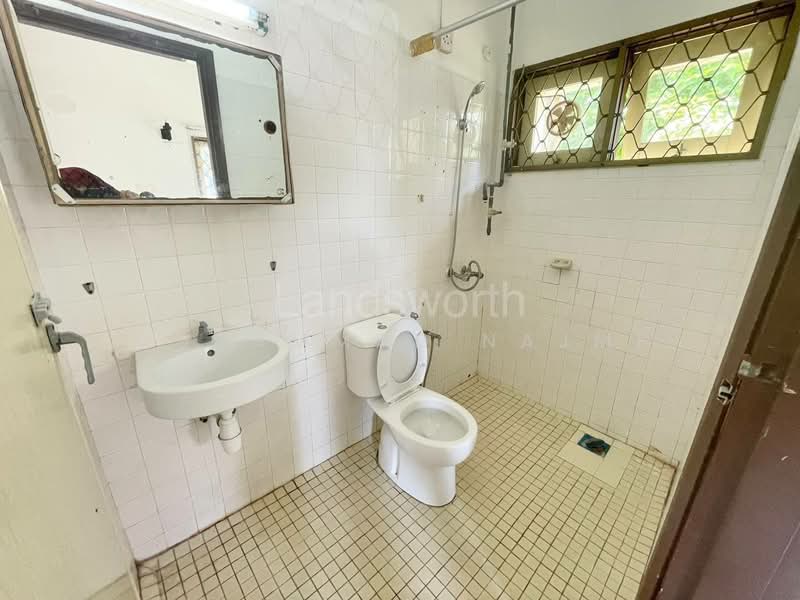Rumah Berkembar untuk Dijual di Kerteh (Terengganu) - Muhammad Najmi - Bathroom - PropertyGuru.com.my