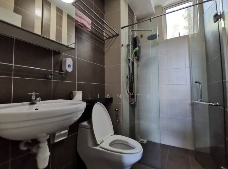 Service Residence for Sale at B11 Parkland Residence - Lilian Ta - Bathroom - PropertyGuru.com.my