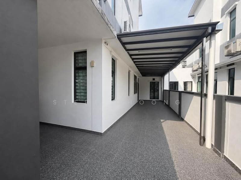 Rumah Teres 3-Tingkat untuk Dijual di Taman Mutiara Mas (Skudai) - Steph Choong - Exterior - PropertyGuru.com.my