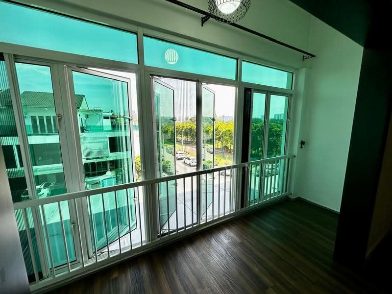 Rumah Teres 2.5-Tingkat untuk Dijual di Taman Meranti Jaya (Puchong) - Felix Wong - Balcony - PropertyGuru.com.my