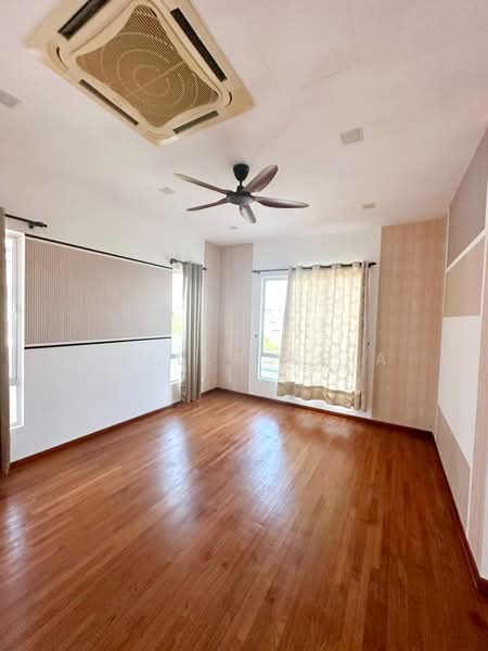 Link Bungalow for Sale in Senibong Cove (Masai) - Stella Chia - Interior - PropertyGuru.com.my