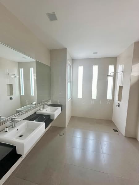 Link Bungalow for Sale in Senibong Cove (Masai) - Stella Chia - Bathroom - PropertyGuru.com.my