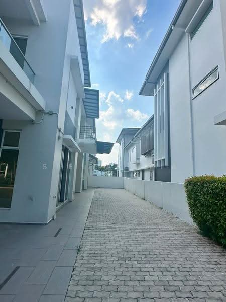 Link Bungalow for Sale in Senibong Cove (Masai) - Stella Chia - Exterior - PropertyGuru.com.my