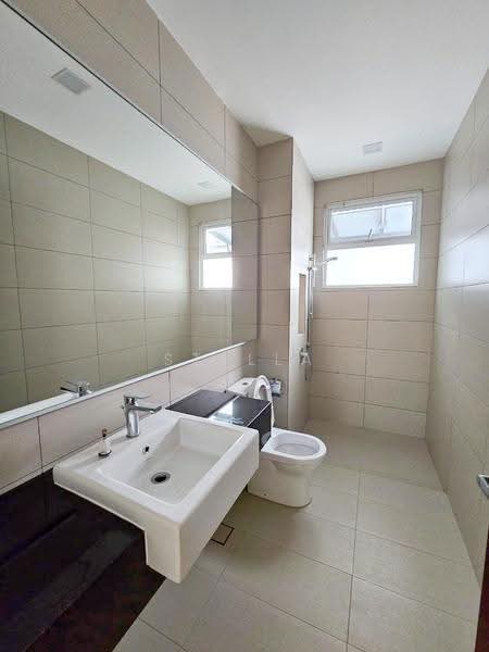 Banglo Pautan untuk Dijual di Senibong Cove (Masai) - Stella Chia - Bathroom - PropertyGuru.com.my