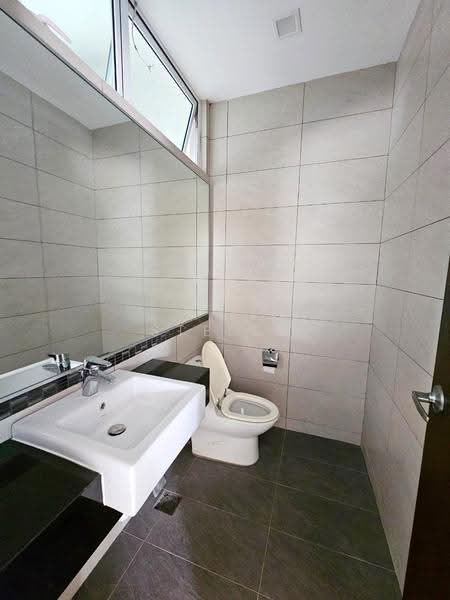 Banglo Pautan untuk Dijual di Senibong Cove (Masai) - Stella Chia - Bathroom - PropertyGuru.com.my
